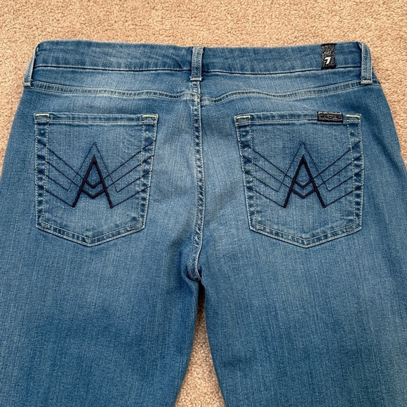 7 For All Mankind 'A' Pocket Bootcut Mid Rise Short Inseam 31" Jeans Size 32 - Picture 4 of 8